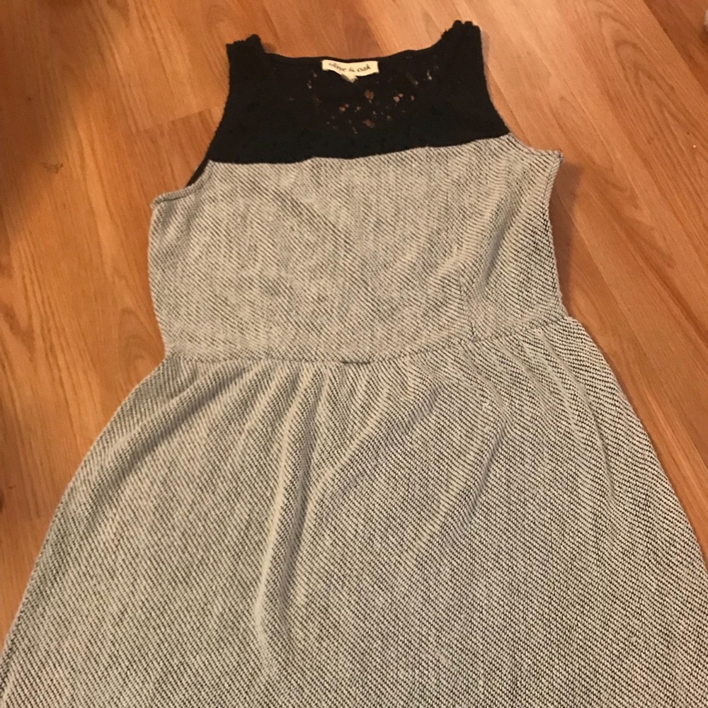 Olive & oak dress size m